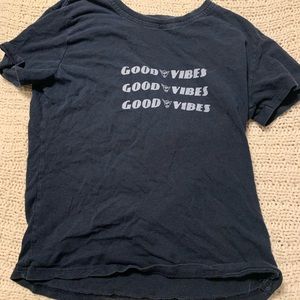 brandy melville good vibes t
